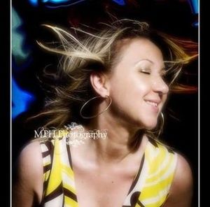 Meet your Posher, Enza